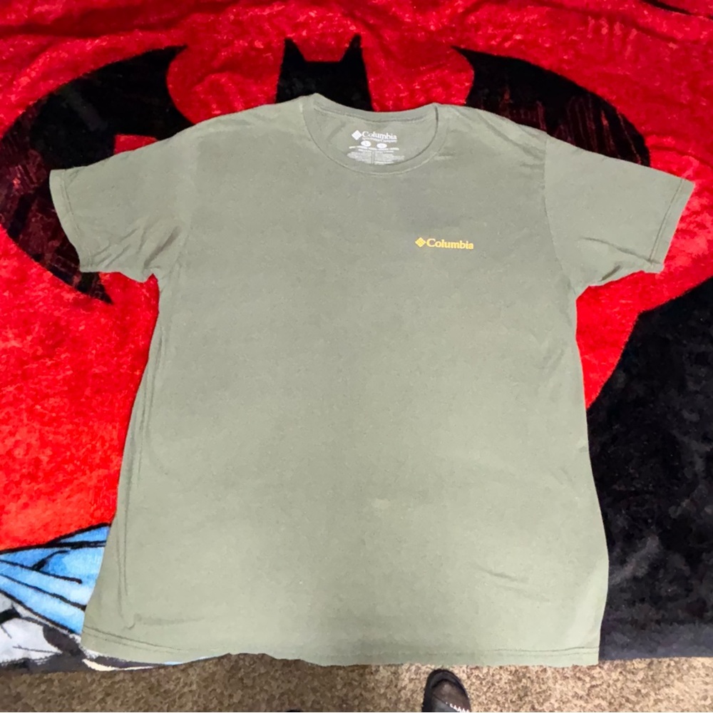 colombia Dog truck graphic back Tee